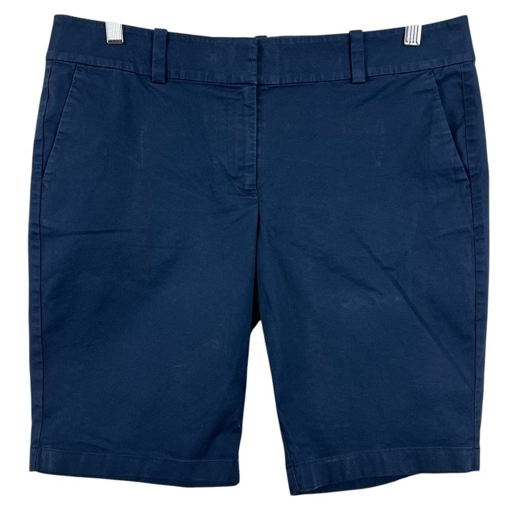 Ann Taylor Navy Blue Flat Front Mid-Rise Bermuda Chino Shorts Women's Size 12